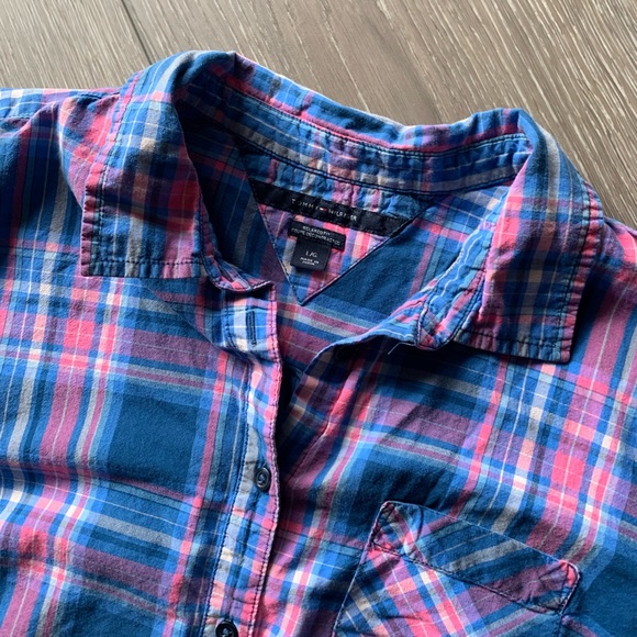 Tommy Hilfiger plaid button down shirt large - Picture 2 of 3